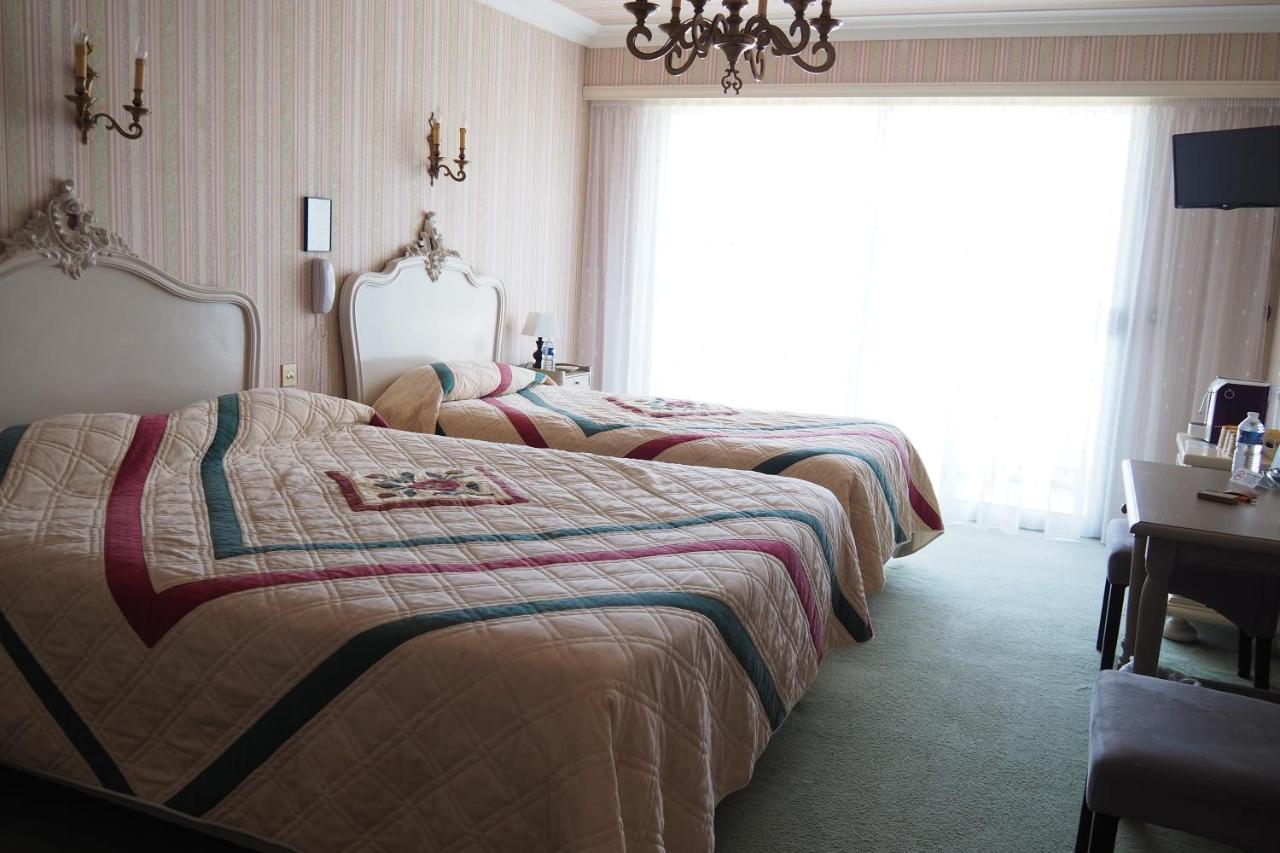 Hotel Primavera แซ็งต์-ปาเลส์-ซูร์-แมร์ ภายนอก รูปภาพ