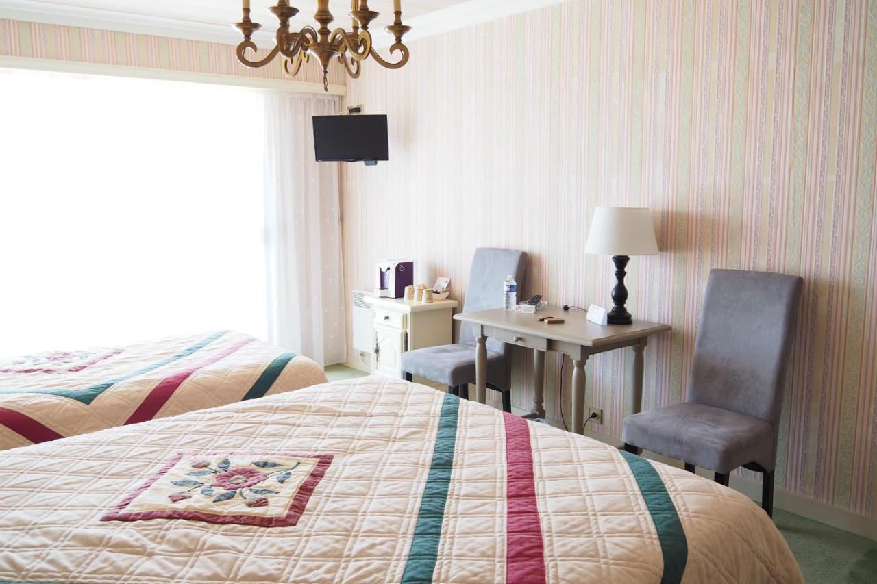 Hotel Primavera แซ็งต์-ปาเลส์-ซูร์-แมร์ ภายนอก รูปภาพ