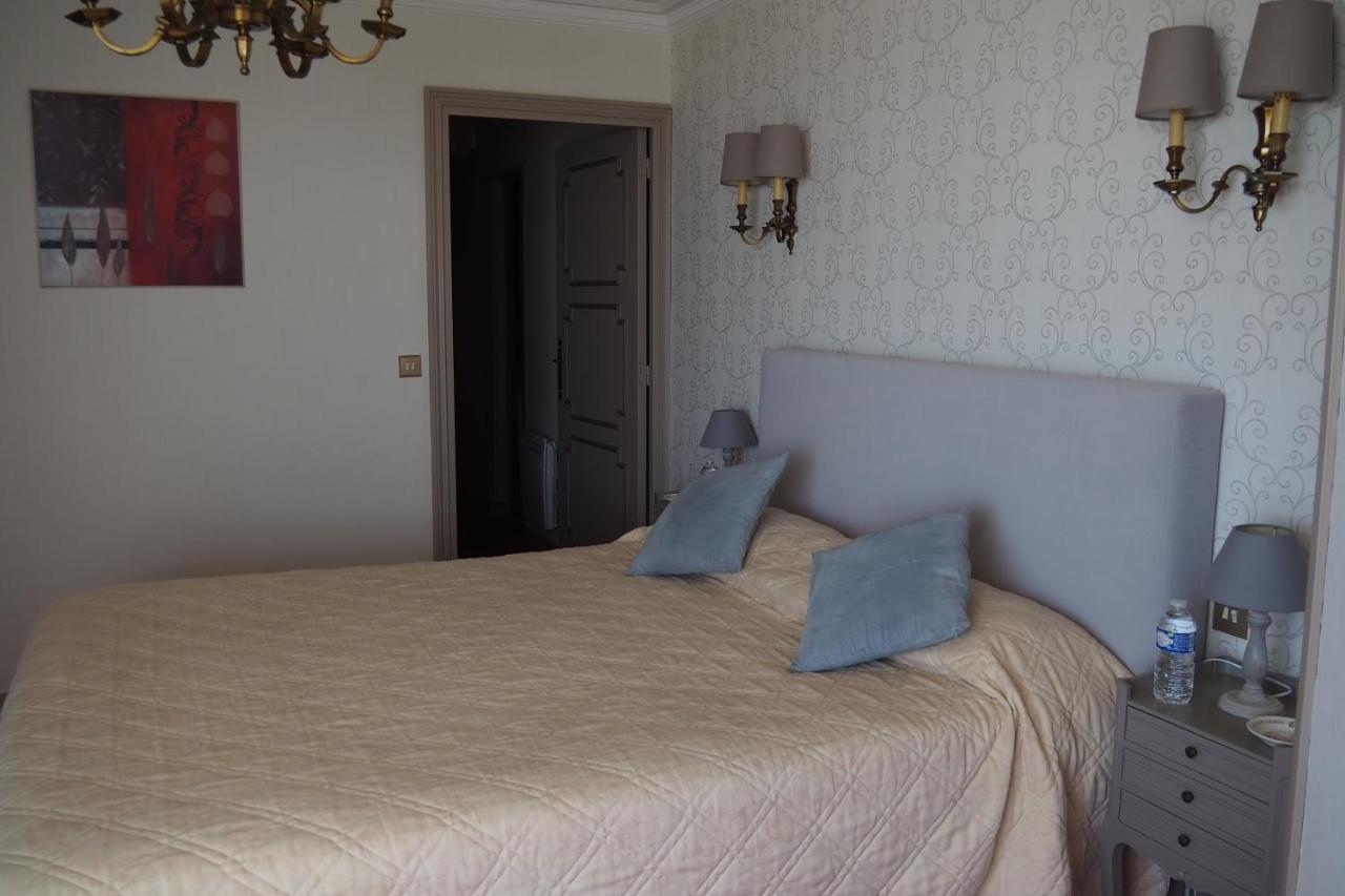 Hotel Primavera แซ็งต์-ปาเลส์-ซูร์-แมร์ ภายนอก รูปภาพ