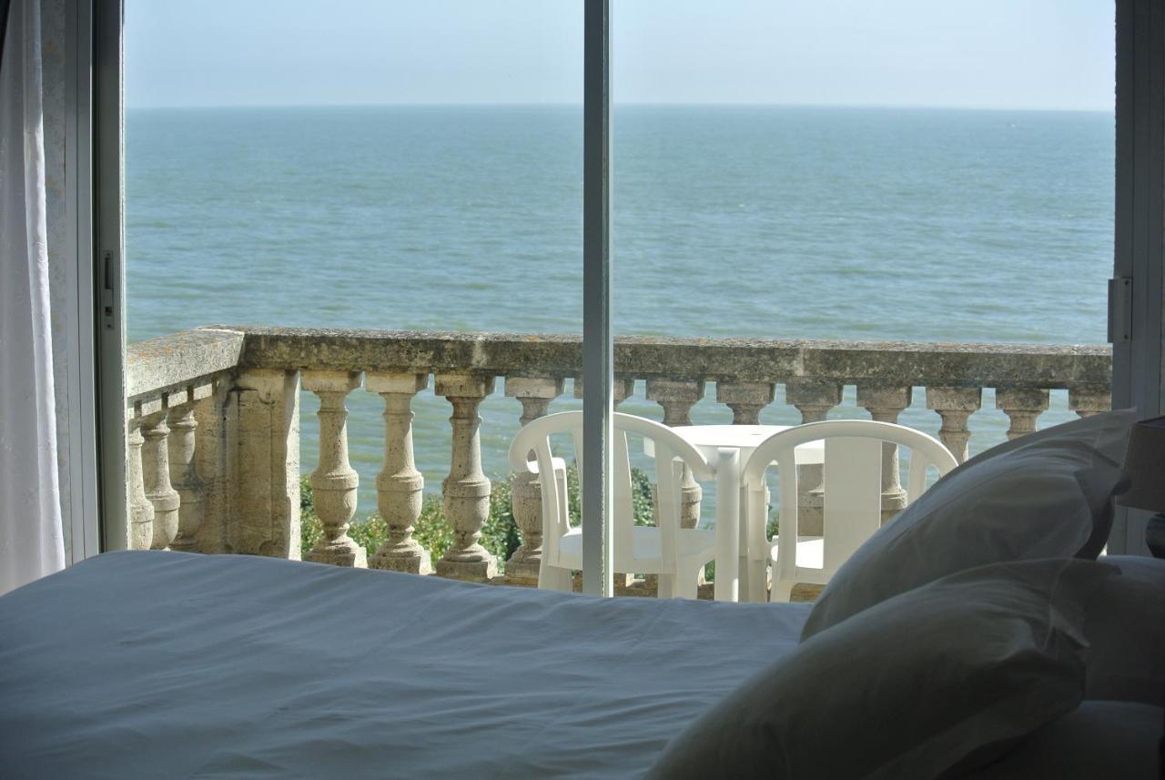 Hotel Primavera แซ็งต์-ปาเลส์-ซูร์-แมร์ ภายนอก รูปภาพ